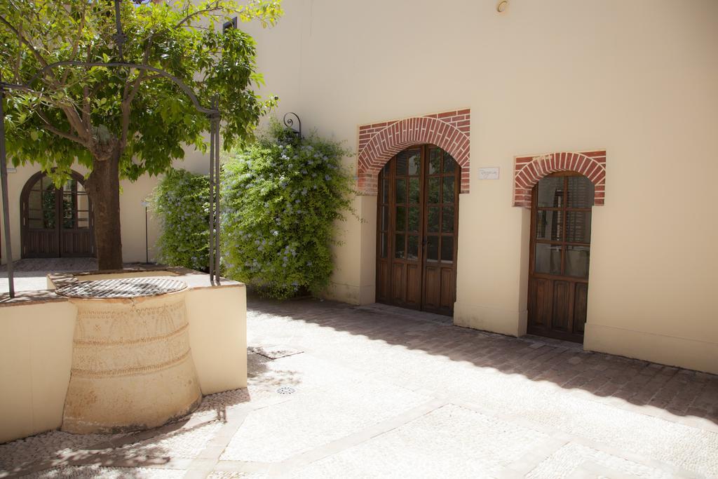 Hospedería Convento de Santa Clara Hotel Palma del Río Exterior foto