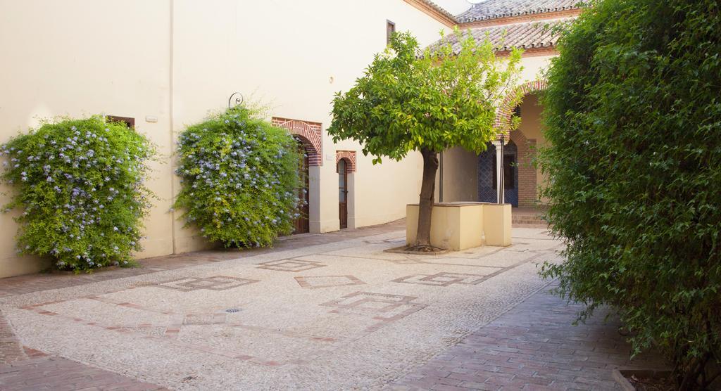 Hospedería Convento de Santa Clara Hotel Palma del Río Exterior foto