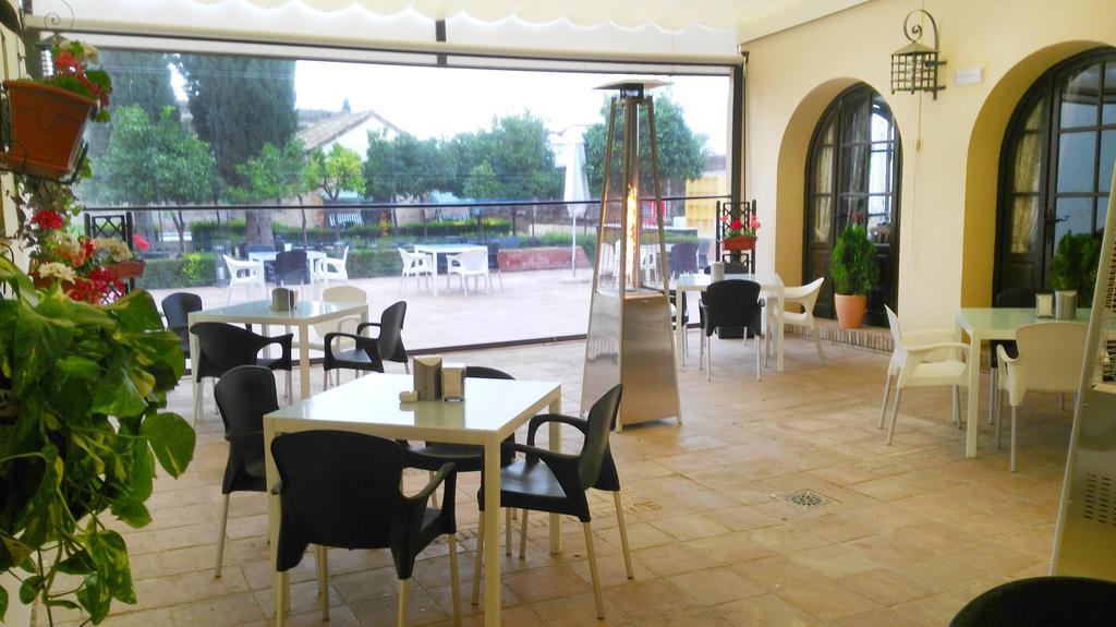 Hospedería Convento de Santa Clara Hotel Palma del Río Exterior foto